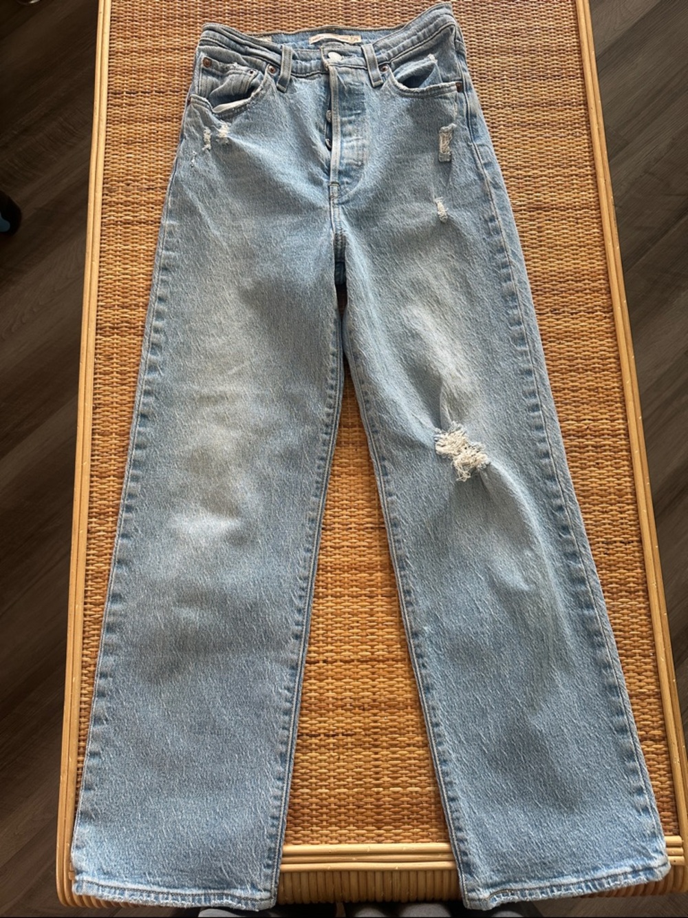 Levi's Ribcage Straight Ankle Jeans Light Wash Distressed Size 25